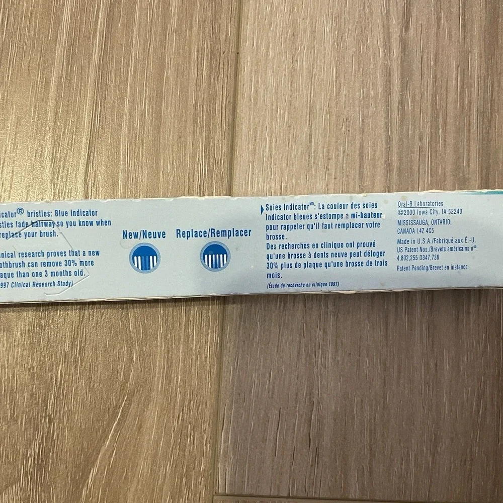 VTG‎ Oral-B Advantage Plus Toothbrush 35 Soft 2000 Power Tip Indicator Blue